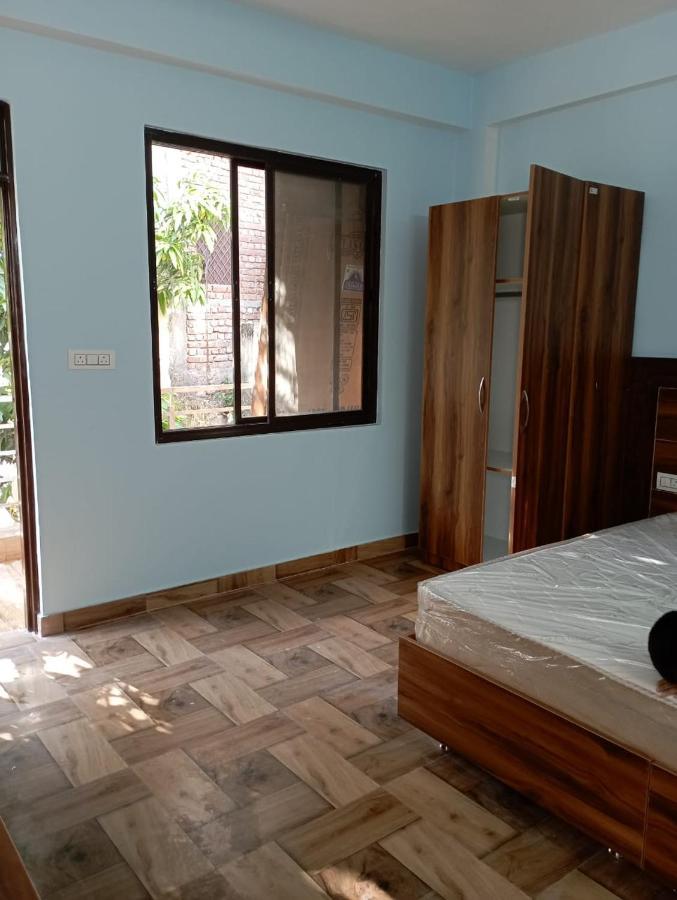 Crescent Moon Homestay Rishīkesh Buitenkant foto