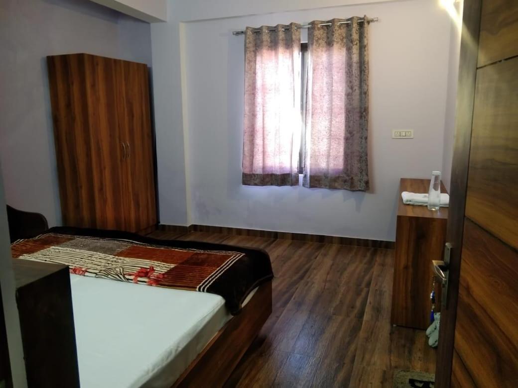 Crescent Moon Homestay Rishīkesh Kamer foto